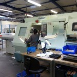 poste de travail dans l'atelier d'usinage